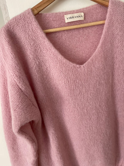 CLARA | V-neck knit