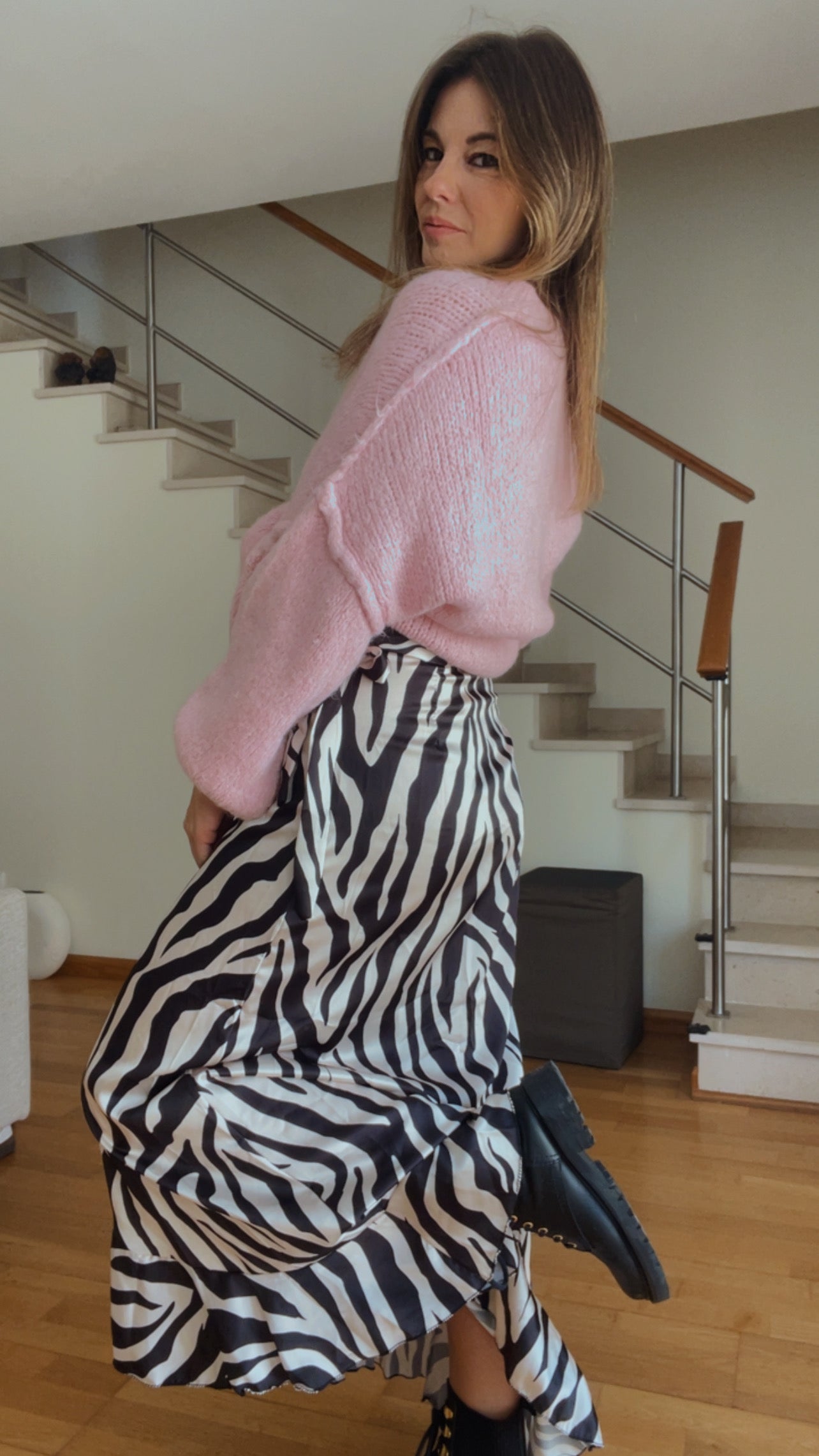 ZEBRA | Saia midi com folho