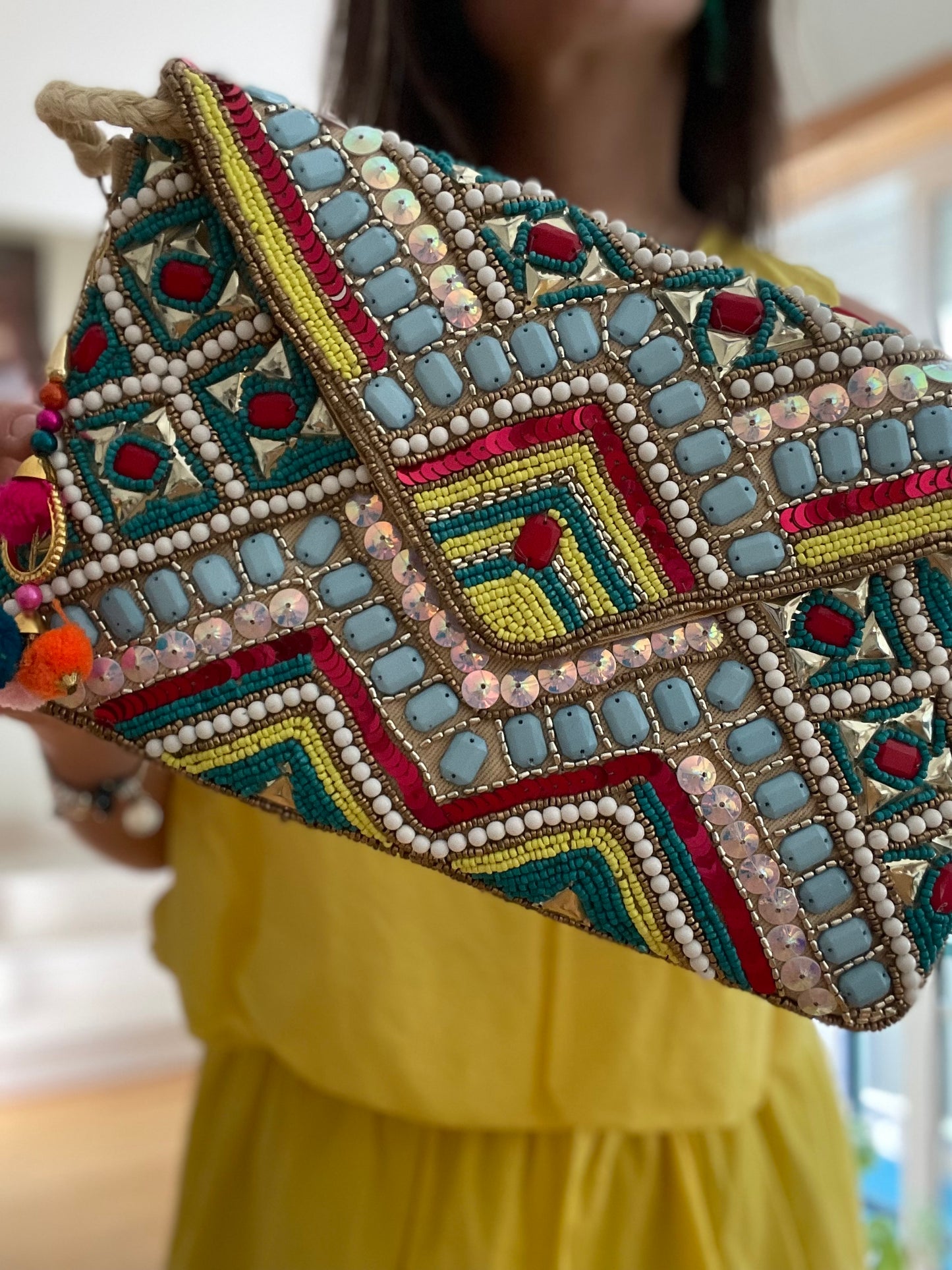 ÍNDIA | Clutch com pedras